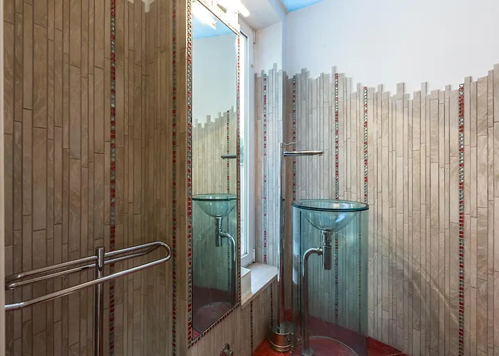 Apartment Spacious Penthouse With St Peter View
