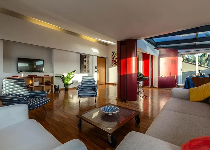 Apartment Spacious Penthouse With St Peter View